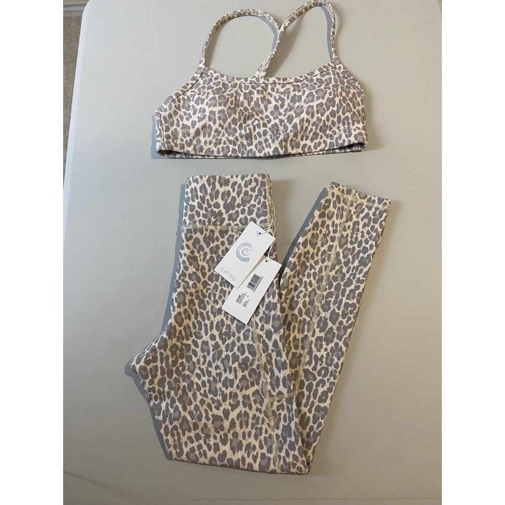 Calme Jonny  SET  Endurance High waist animal print leggings sports bra  size S